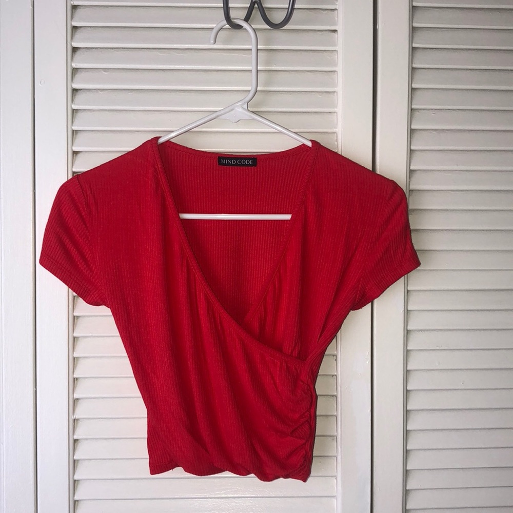 Cute Crop top 💋